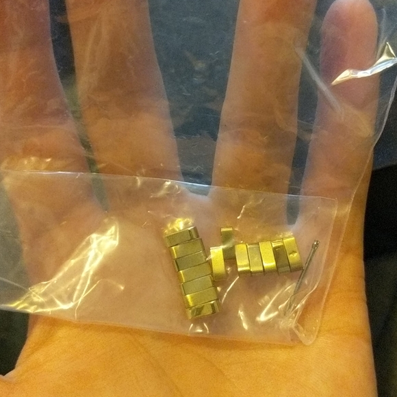 Michael Kors Watch - Picture 6 of 6